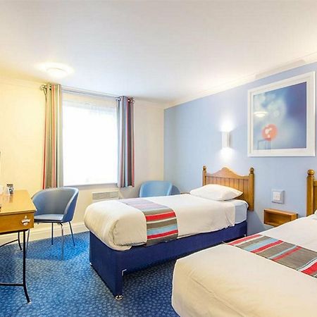แทรเวลลอดจ์ เชสเตอร์-เลอ-สตรีท Hotel Plawsworth ภายนอก รูปภาพ
