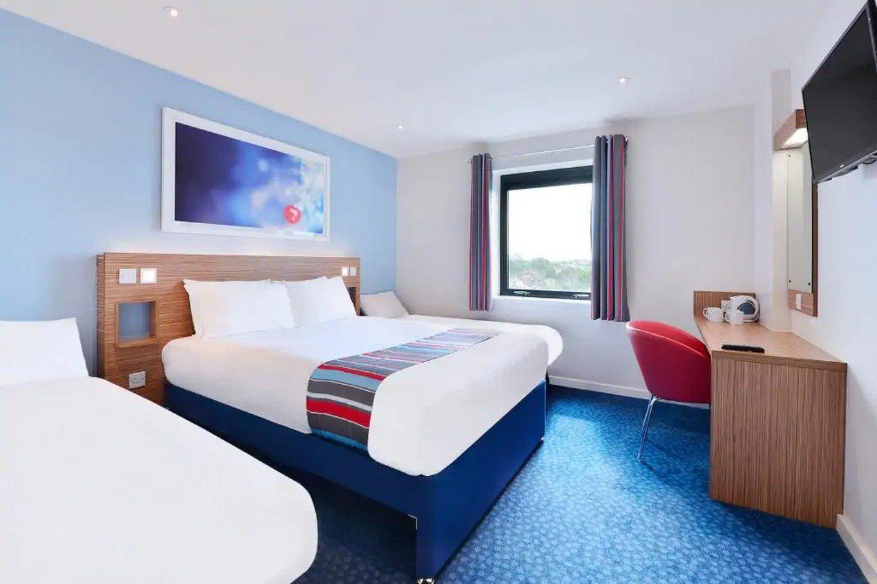 แทรเวลลอดจ์ เชสเตอร์-เลอ-สตรีท Hotel Plawsworth ภายนอก รูปภาพ